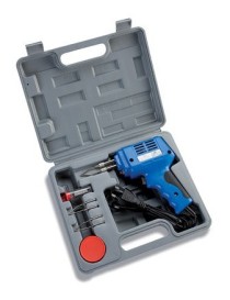 Saldatore ultrarapido pronto per l'uso. Impugnatura anatomica per un utilizzo confortevole. Alimentazione 220 Volt. Potenza 100 