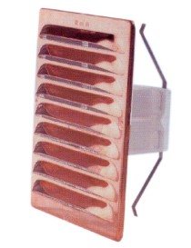 Griglia quadrata universale in rame, con rete e con molle. Fornita con pellicola trasparente antigraffio.